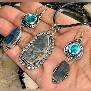 Disthene Blue Kyanite Pendant & Earrings Set